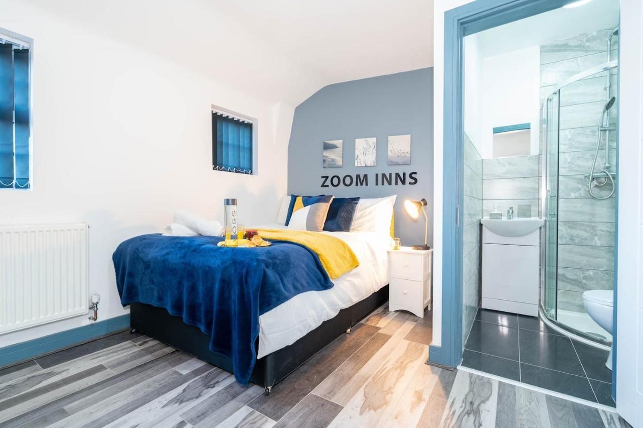 Trendy Studio In Vibrant West Midlands Lejlighed Birmingham Eksteriør billede
