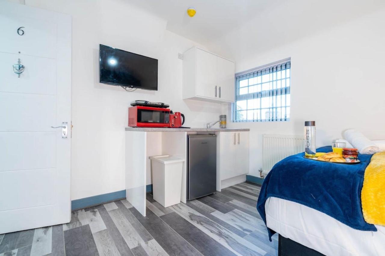 Trendy Studio In Vibrant West Midlands Lejlighed Birmingham Eksteriør billede